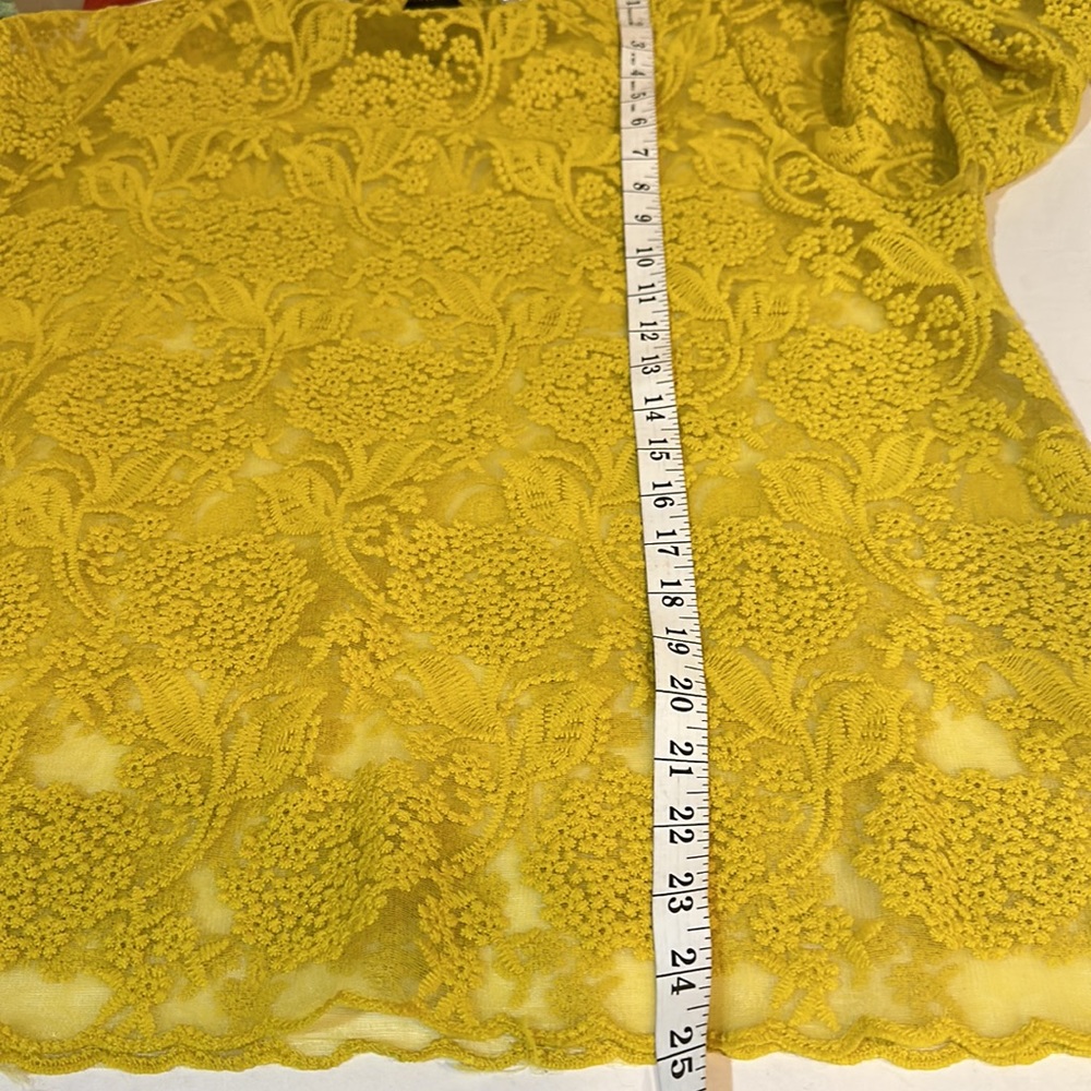 By Nancy Yellow Lace Top NEW - Picture 7 of 7